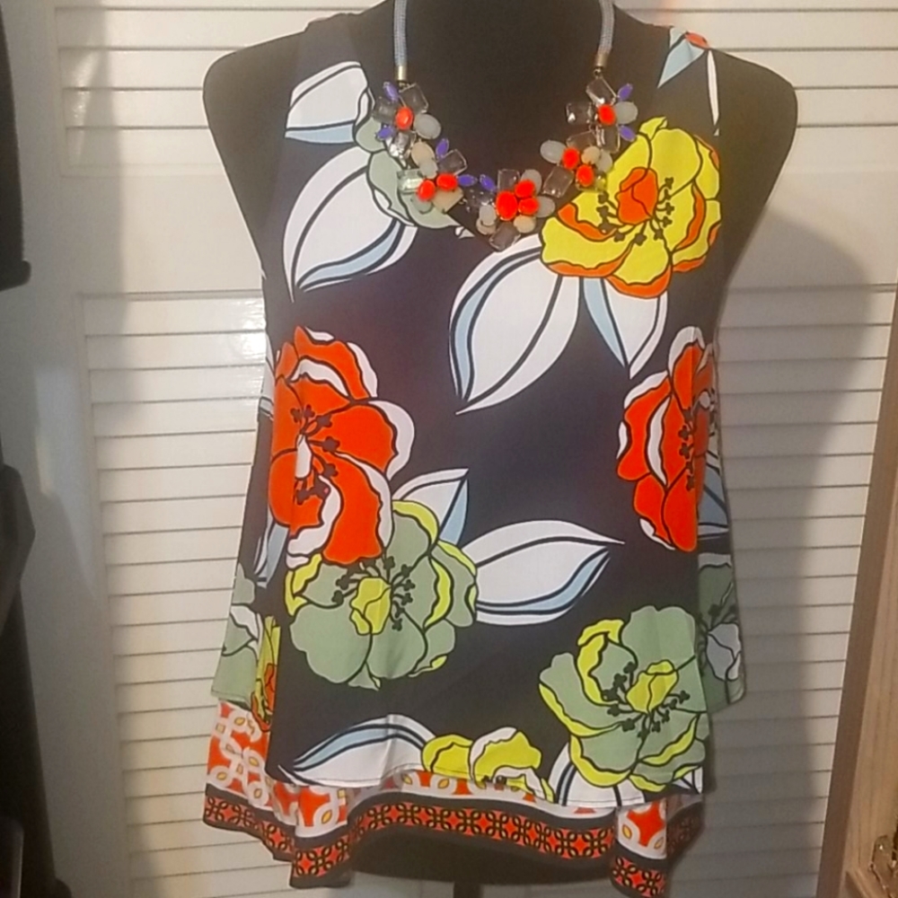 Crown & Ivy Tank